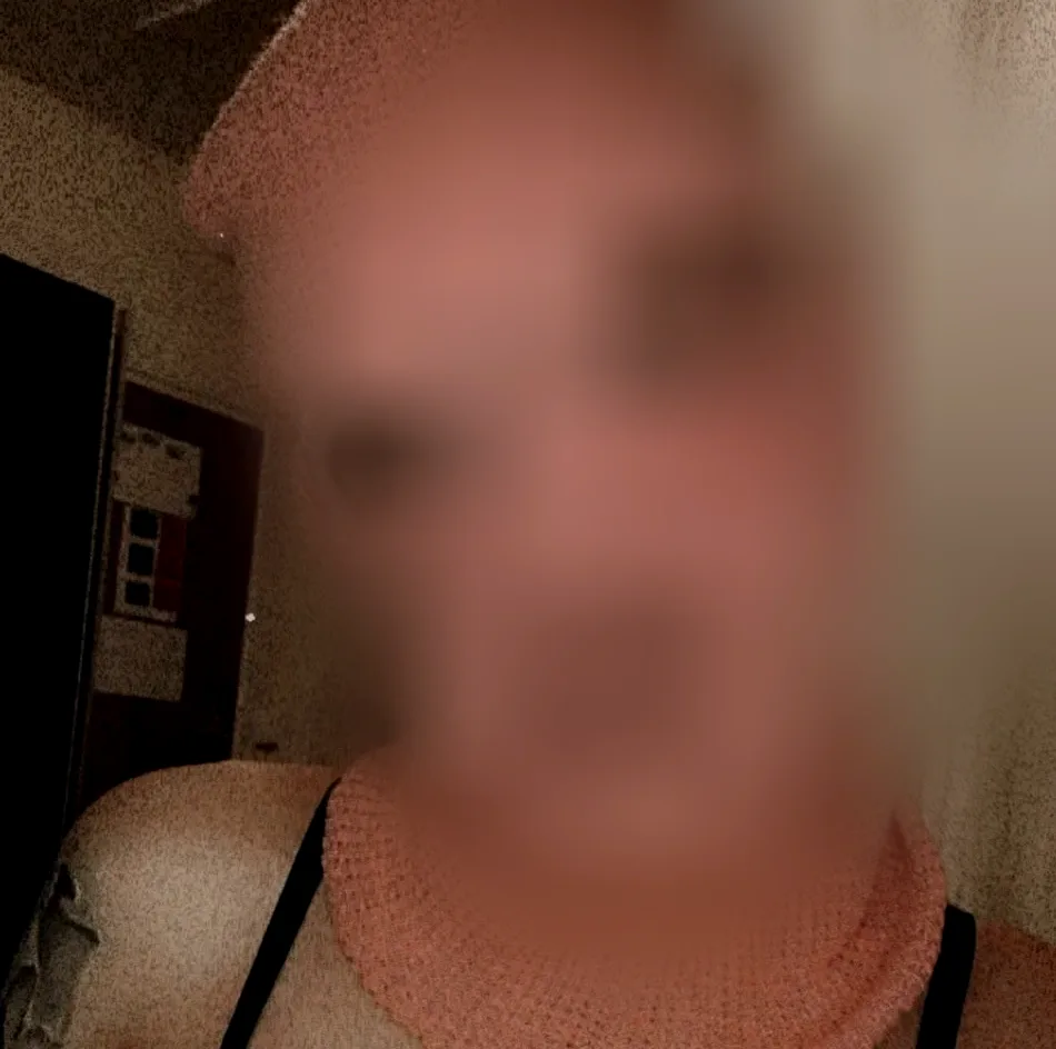 Laura, 31