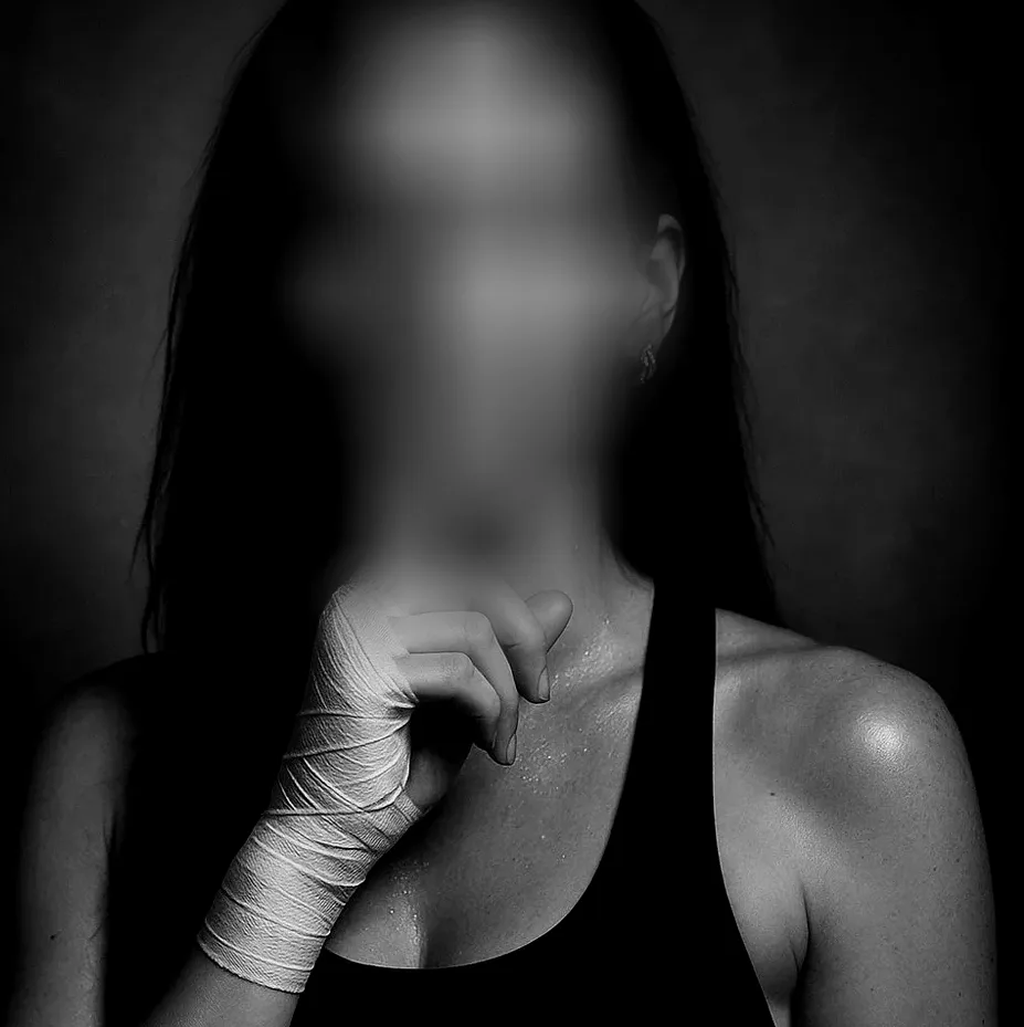 Nele, 28